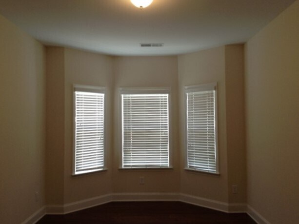 Building Photo - 1007 Monitor Court SW