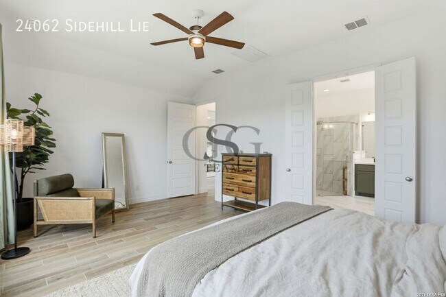 Building Photo - 24062 Sidehill Lie