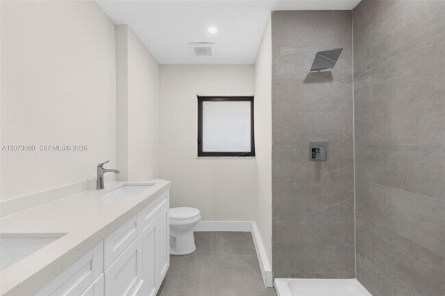 Building Photo - 345 Sarto Ave