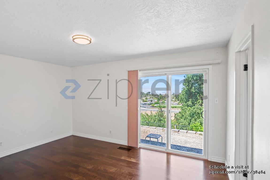 Building Photo - 307 Boulder Dr