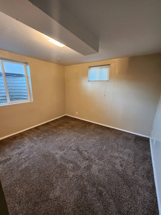 Building Photo - 2618 N Prospect St