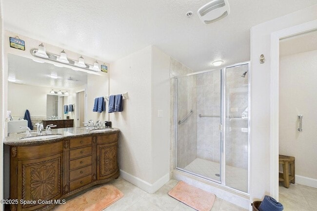 Building Photo - 807 Mystic Dr