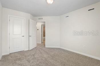 Building Photo - 3142 Emerald Acrs Ln