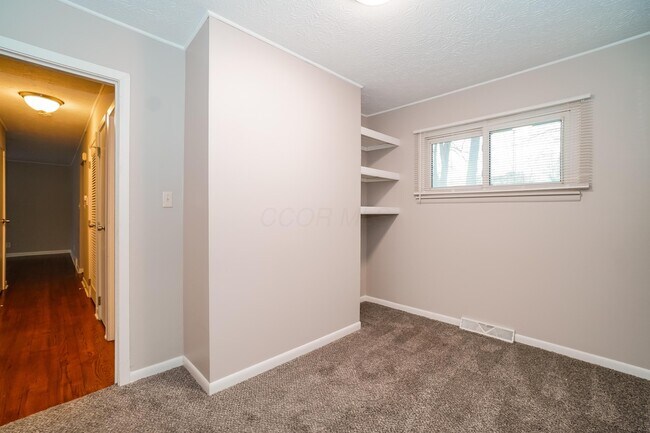 Building Photo - 3622 Washburn St