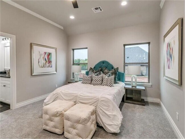 Building Photo - Gorgeous Newer Build! 4 Bed 3 Bath in Deer...