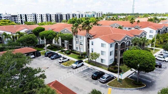 Building Photo - 6831 SW 44th St