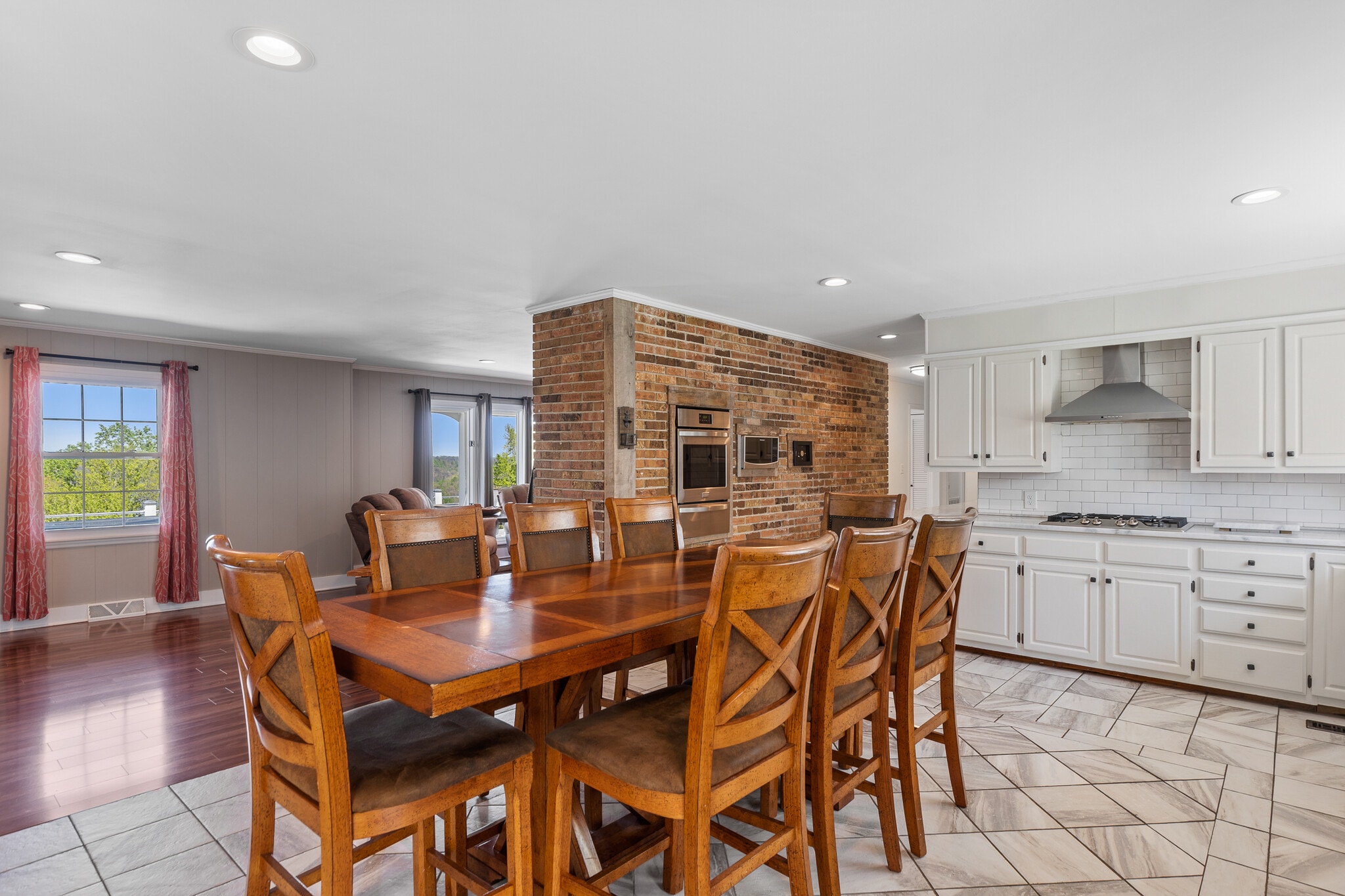 Building Photo - 160 Emalyn Ct