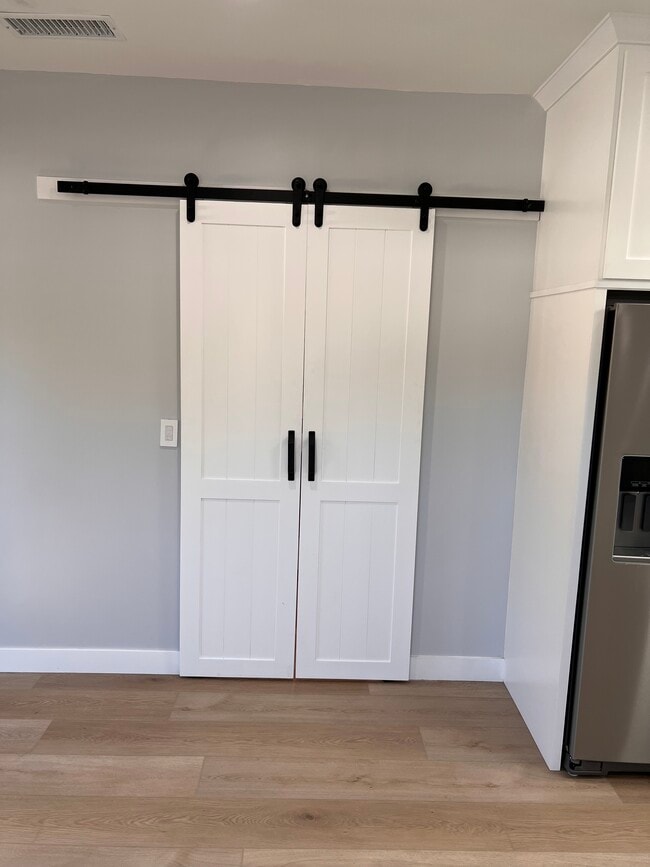 Barn Door - 2901 Virginia Ave