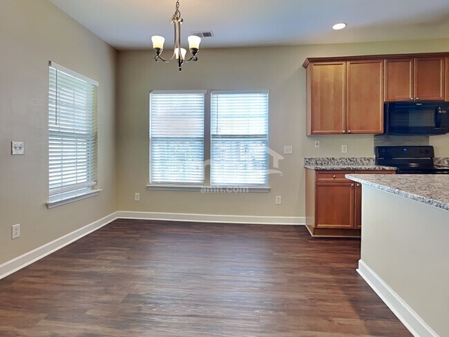 Building Photo - 3048 Argyll Dr