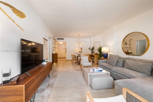 Building Photo - 100 Edgewater Dr