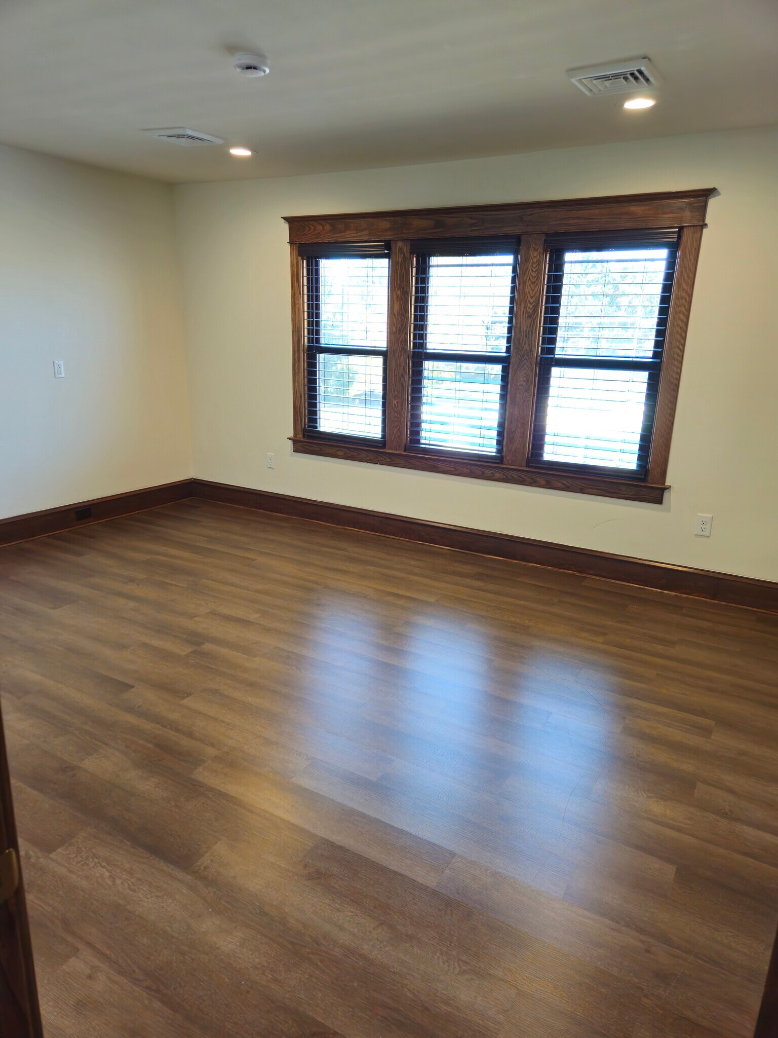 Building Photo - 3142 William Penn Hwy