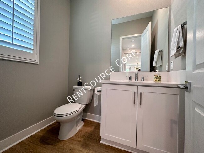 Building Photo - 27124 Observation Ct