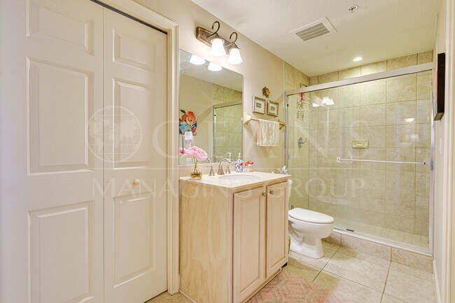 Building Photo - Furnished Condo in Daytona Beach Shores