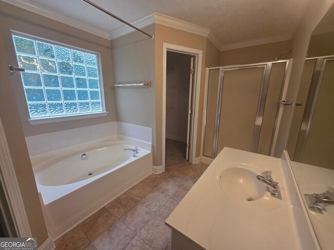 Building Photo - 135 Kingsbrooke Cir