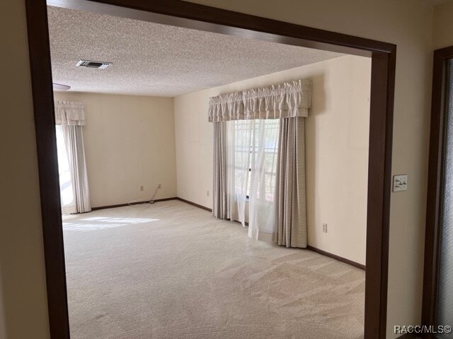 Building Photo - 29 Sycamore Cir