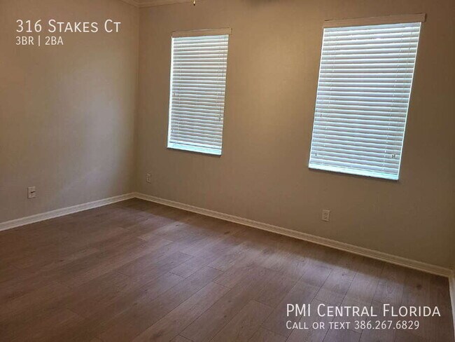 Building Photo - 316 Stakes Ct