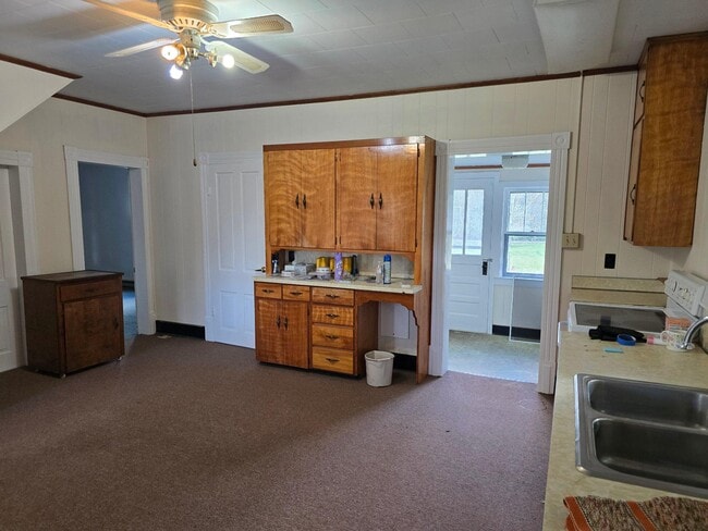 Building Photo - 217 Patmos Rd