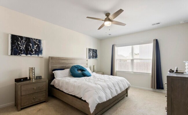 Building Photo - 6469 Lucerna Pl