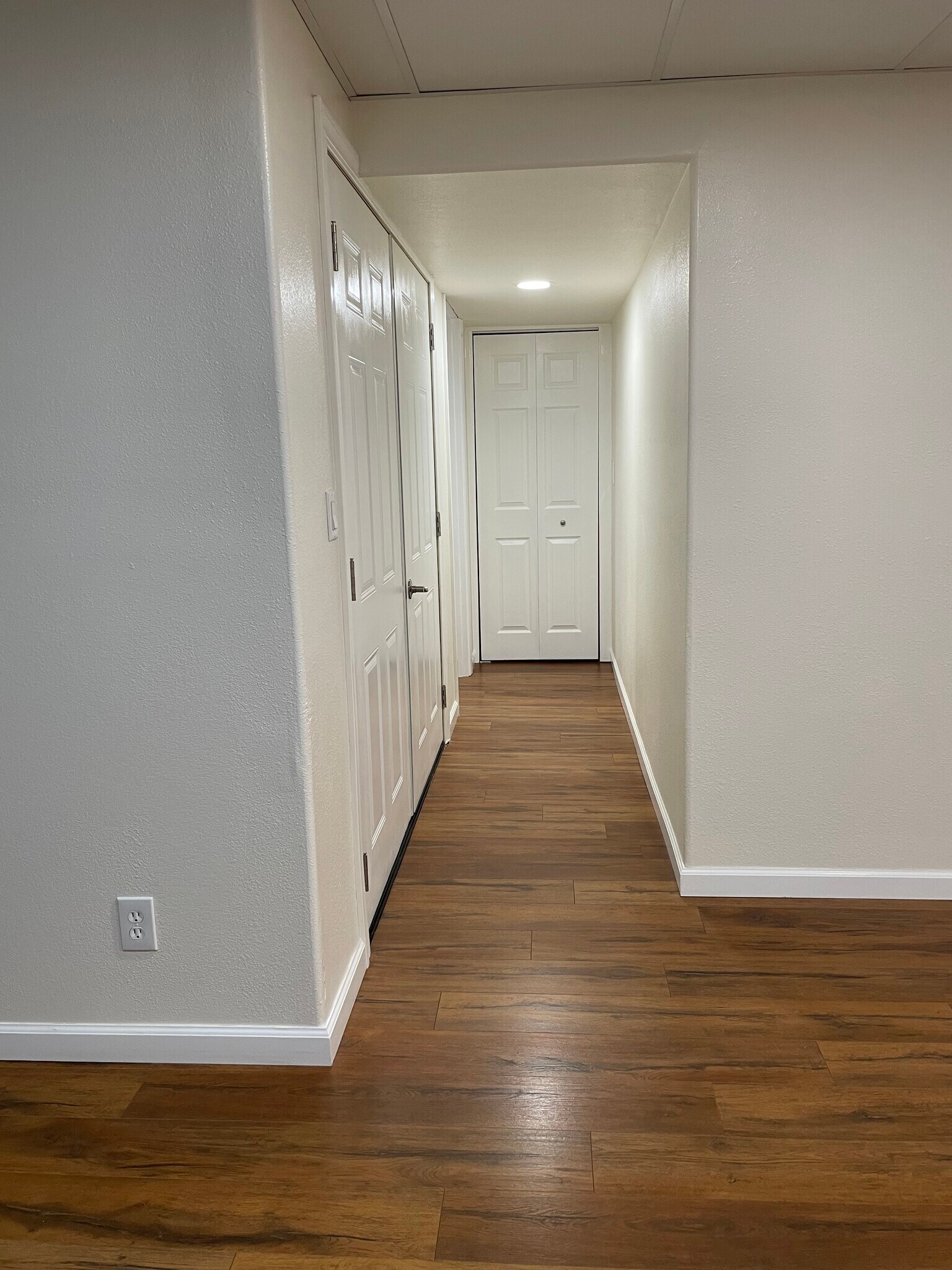 Wood floors - 214 Eagle Ave