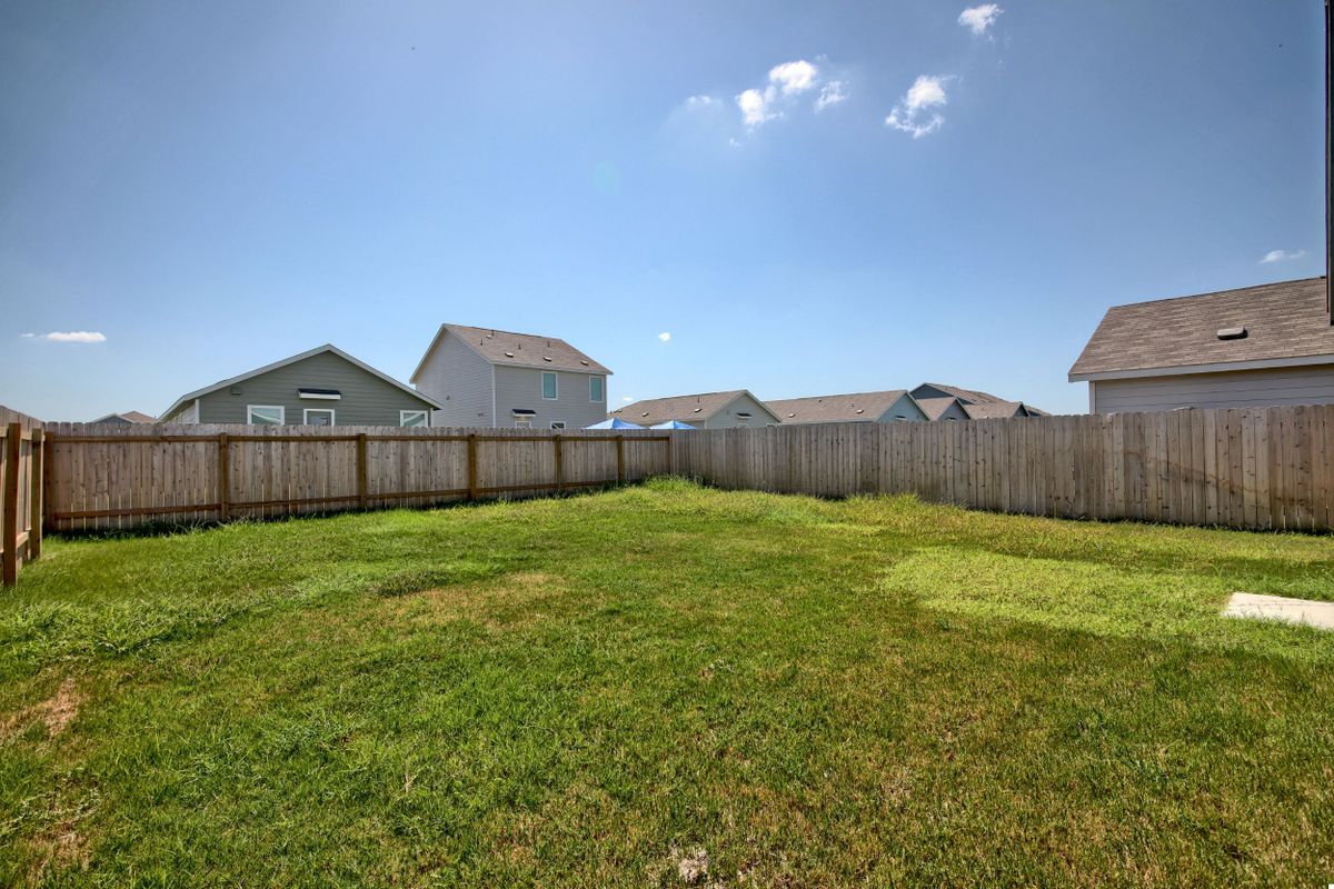 Building Photo - 136 Jack Browning Dr