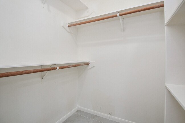 Building Photo - 11615 Trailmont Dr