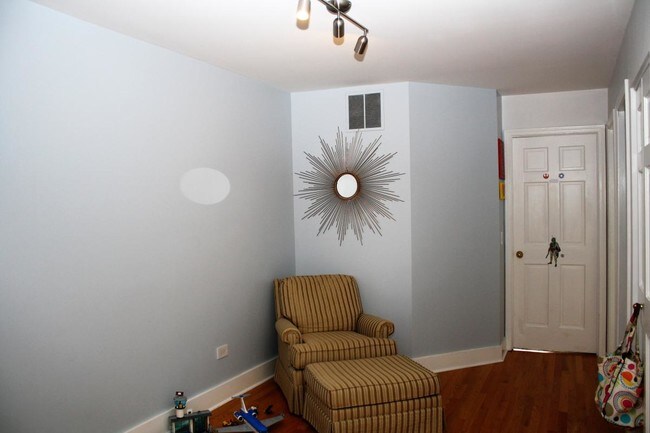 Building Photo - 4219 Harrington Ln