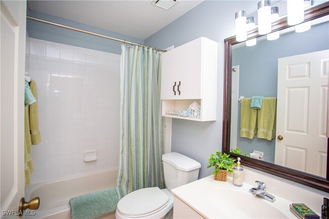 Building Photo - 6496 Huntington Lakes Cir