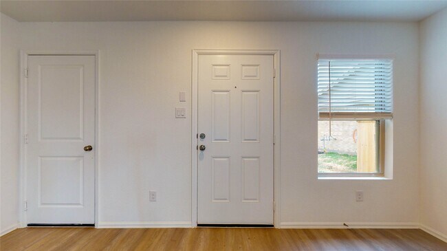 Building Photo - 26923 Wilderye Cv Ln