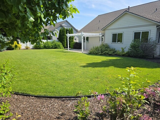 Building Photo - Gorgeous Hayden Home For Rent!