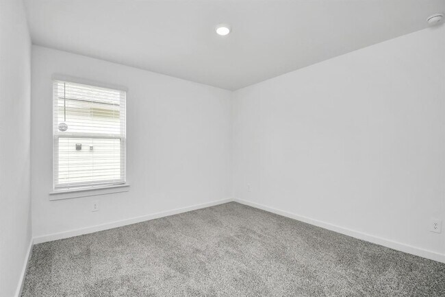 Building Photo - 8519 Swenson Ln