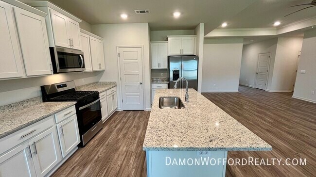 Building Photo - 531 Vista Pointe Dr