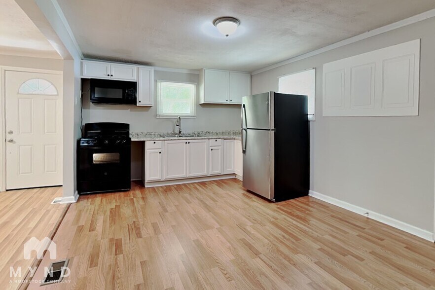 Building Photo - 2109 Dove Tree Ln