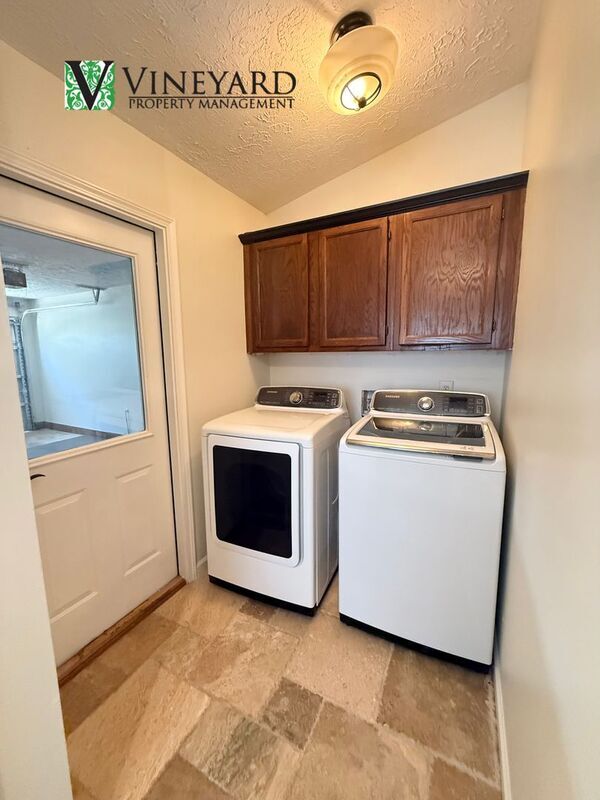 Building Photo - 1907 Grant Ln