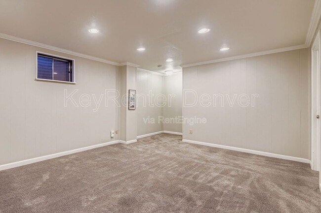 Building Photo - 6930 E Briarwood Dr