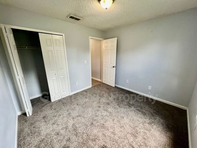 Building Photo - 3248 Dowitcher Ln