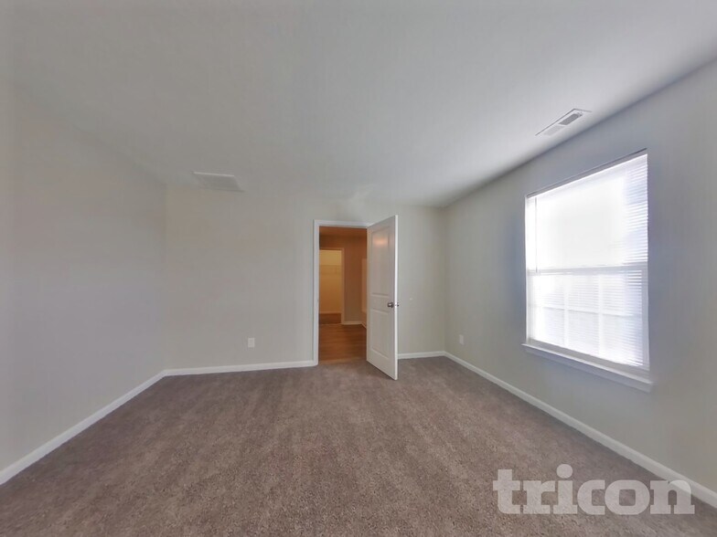 Building Photo - 8355 Burket Way