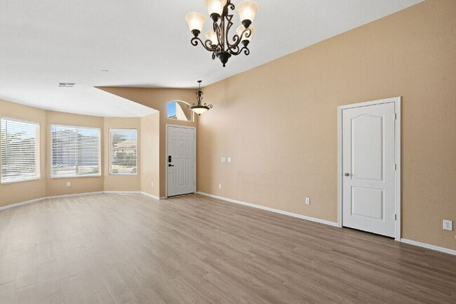 Building Photo - 40310 W Novak Ln