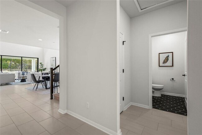 Building Photo - 1128 Villa Rialto View