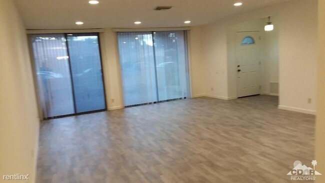 Building Photo - 2 br, 2 bath House - 2603 N Whitewater Clu...