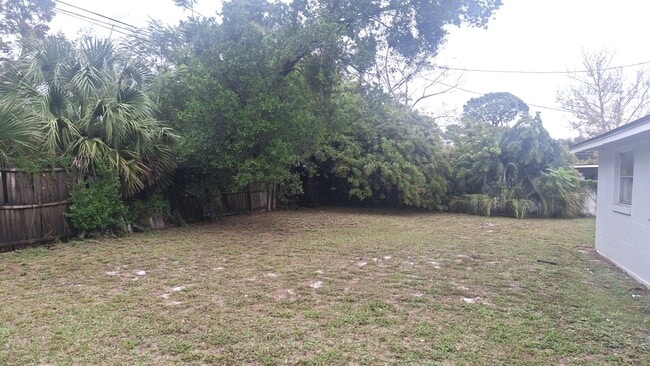 Building Photo - 3BR/1BA Single Family Home in Orlando with Spacious Yard!!