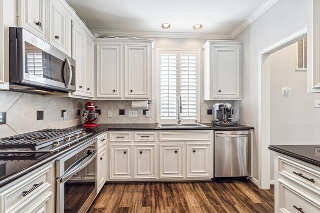 Building Photo - 1213 Oneil St