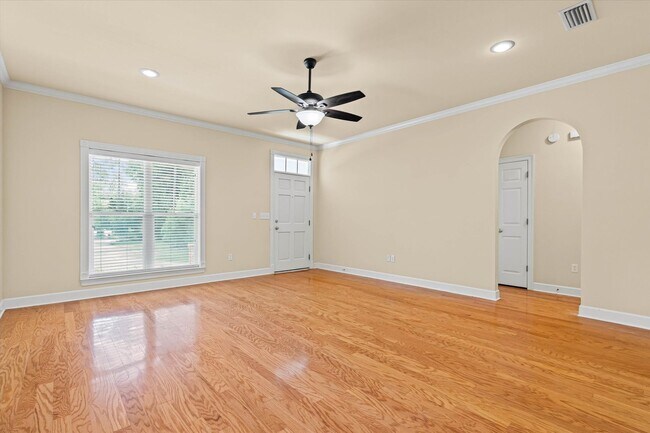 Building Photo - 99 Caisson Trace
