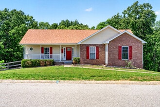 Building Photo - 3364 N Henderson Way