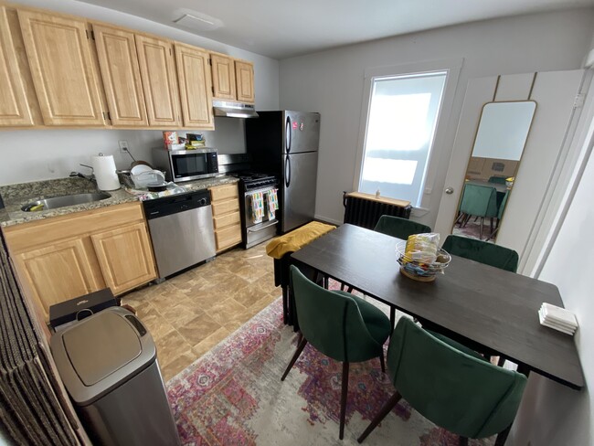 Building Photo - 574 Dorchester Ave