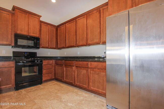 Building Photo - 2677 Capella Dr