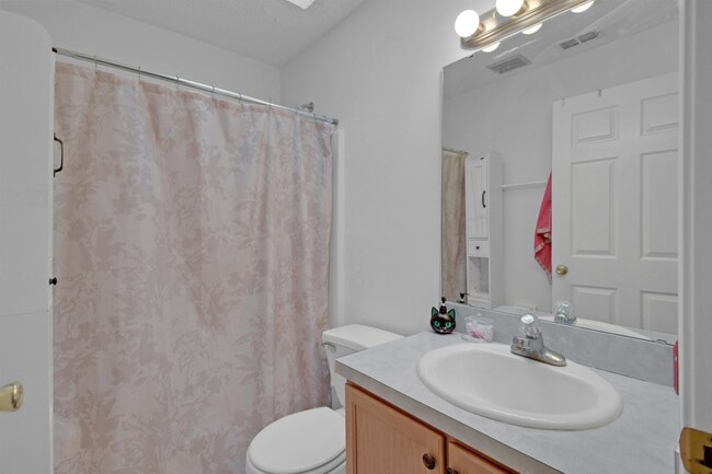 Building Photo - 444 Island View Cir
