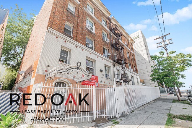 Building Photo - 341 S Alvarado St