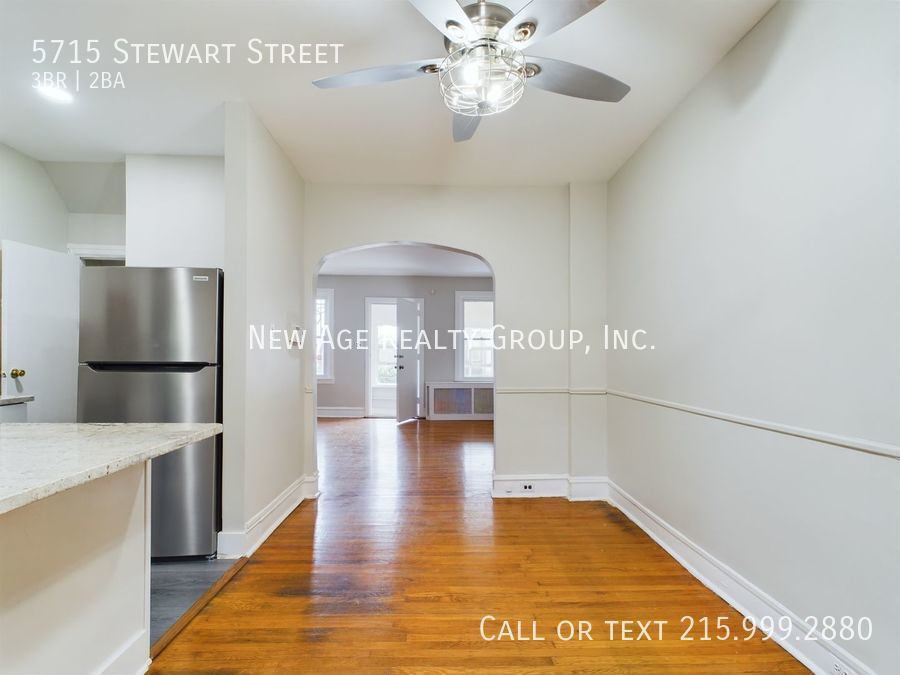 Building Photo - 5715 Stewart St