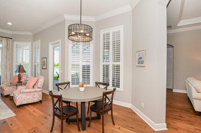 Building Photo - 9051 SW Pepoli Way