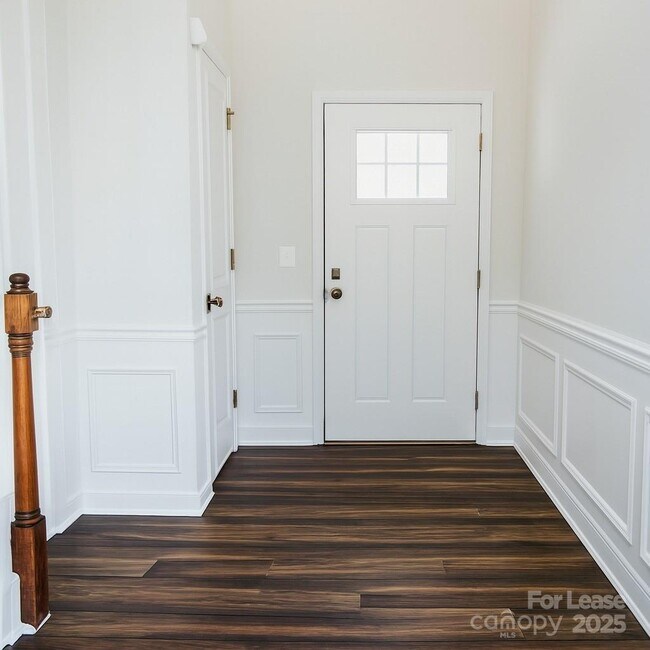 Building Photo - 4394 Bronze Blvd